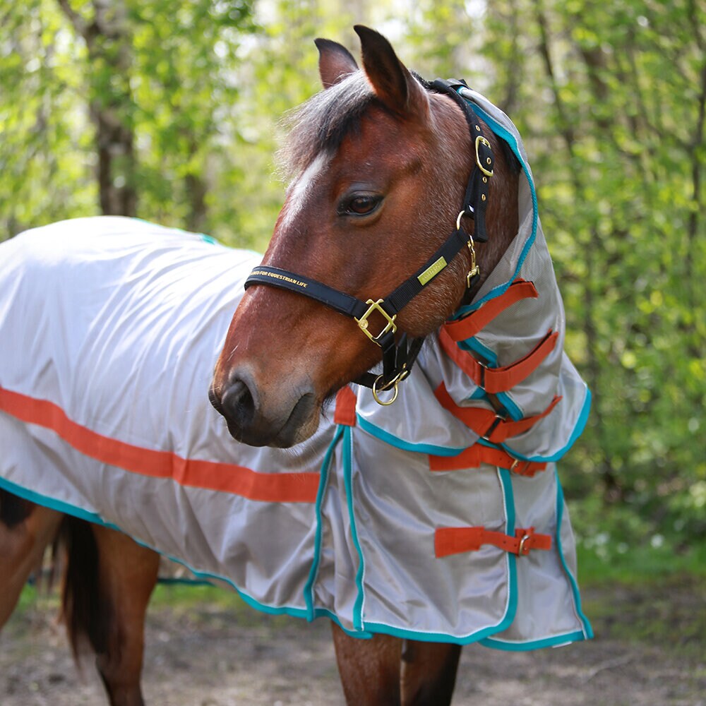 Flugtäcke med hals