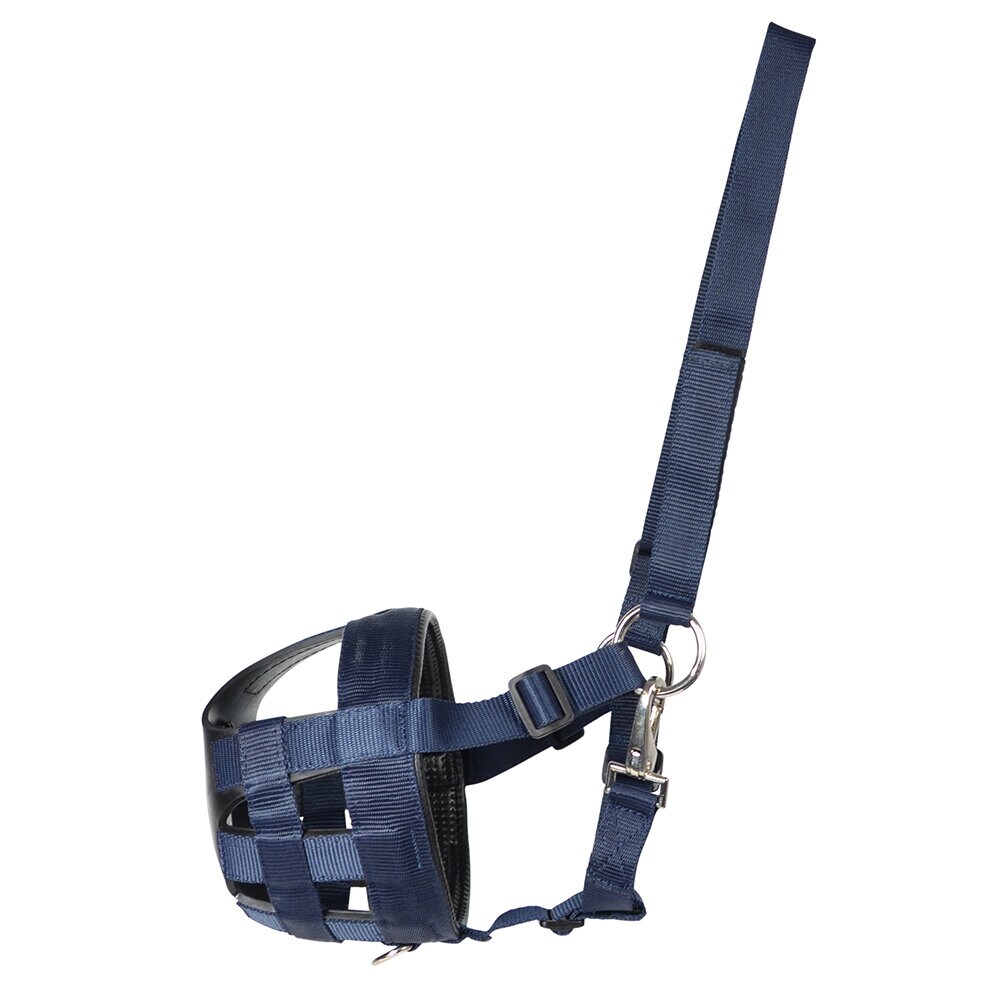 En marinblå nätmunkorg med justerbara nylonremmar och en karbinhake.